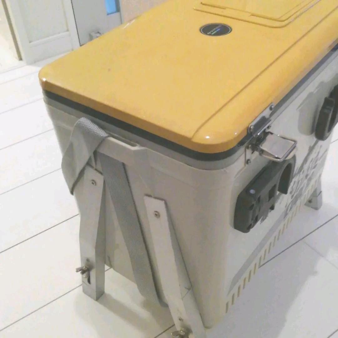紀州釣りクーラーボックス(脚伸縮性タイプ) - メルカリ